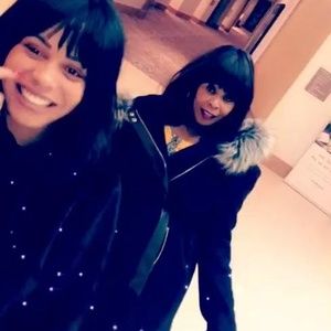 Meet your Posher, Carey